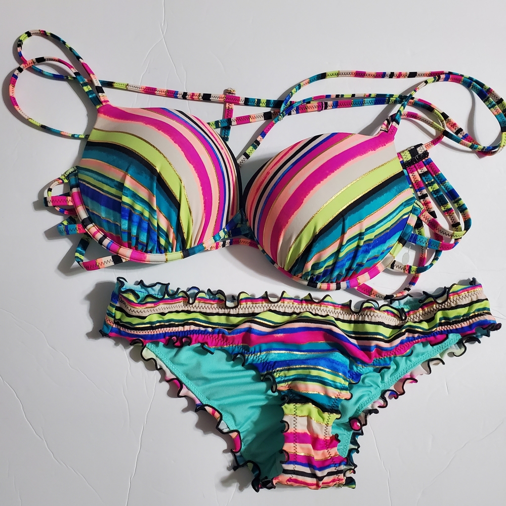 NWOT Shade & Shore Multicolor Striped Bikini set